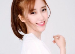 周瞳个人资料,才华横溢的年轻艺术家，探索光影之美